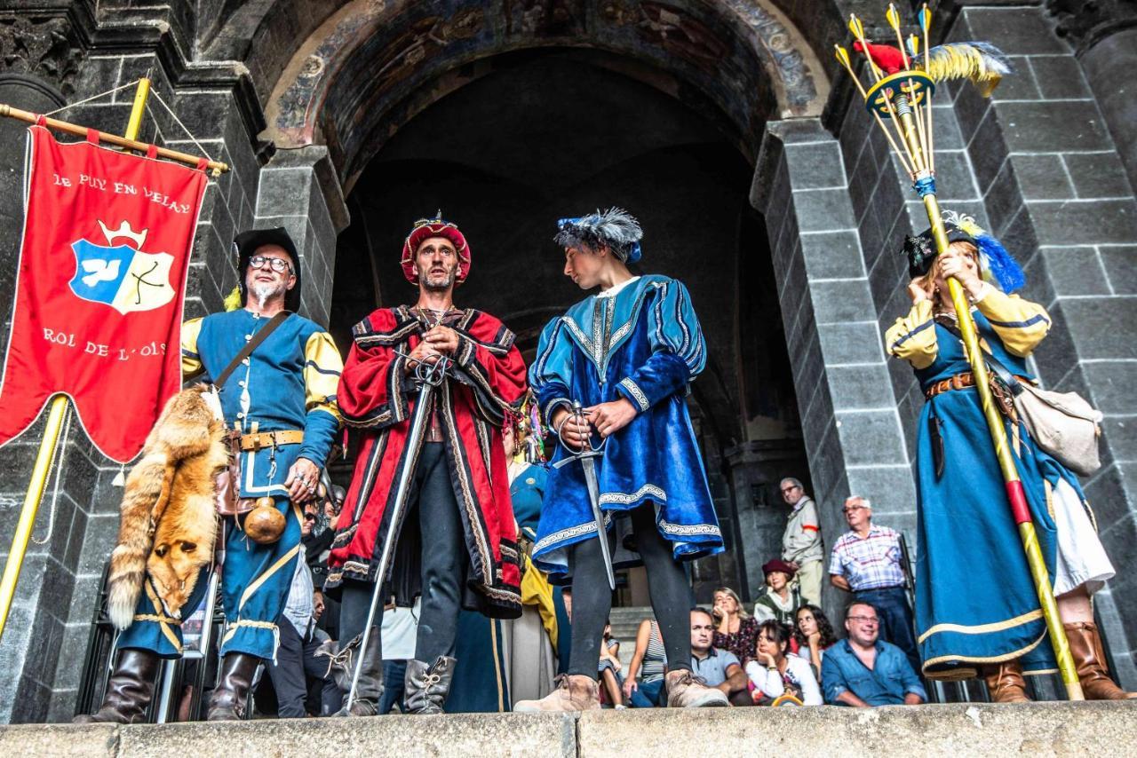 Les Apparts Du Vignal De Cheyrac Polignac  Dış mekan fotoğraf
